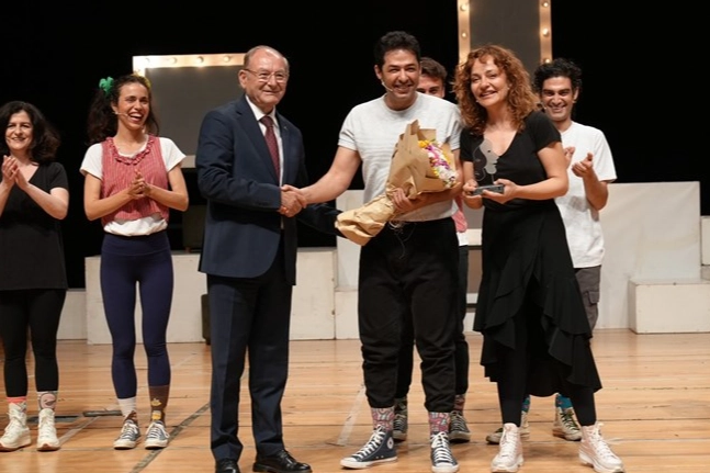 Denizli’de 10 günlük tiyatro şöleni "Deli Bayramı" ile taçlandı