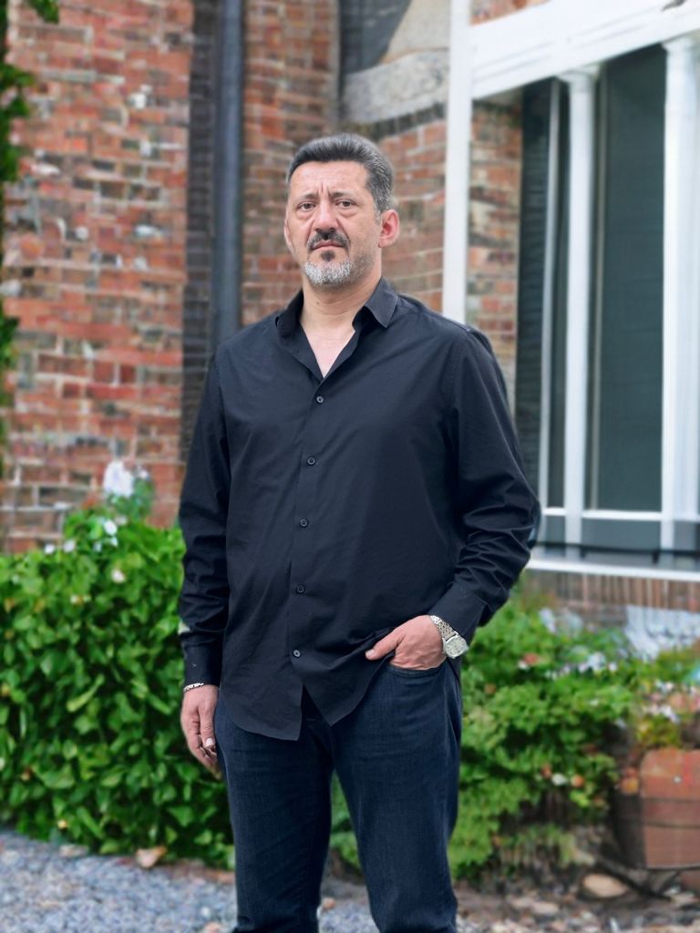 The Green White Cafe Bistro: Şehrin Gürültüsünden Uzak, Hayatın Tam İçinde