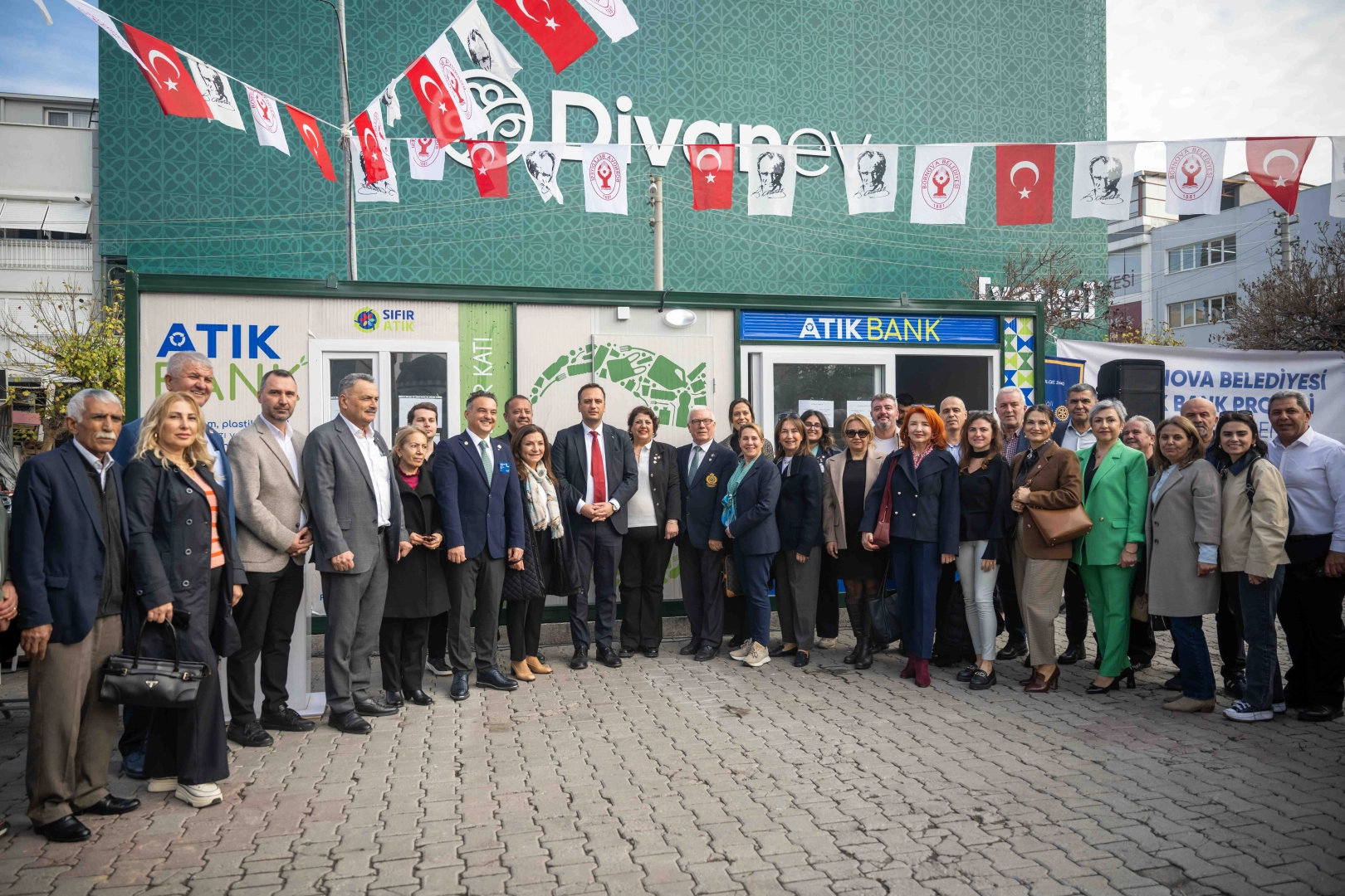 Bornova'dan İzmir’de bir ilk: Atık Bank Projesi açıldı