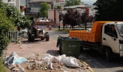 İki günde 2 bin tondan fazla çöp toplandı