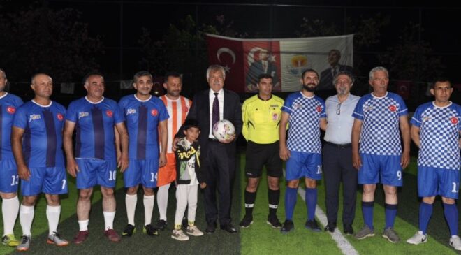 Adana’da 2. Muhtarlar Futbol Turnuvası başladı